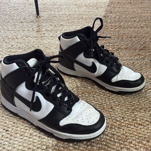 WOMENS NIKE DUNK